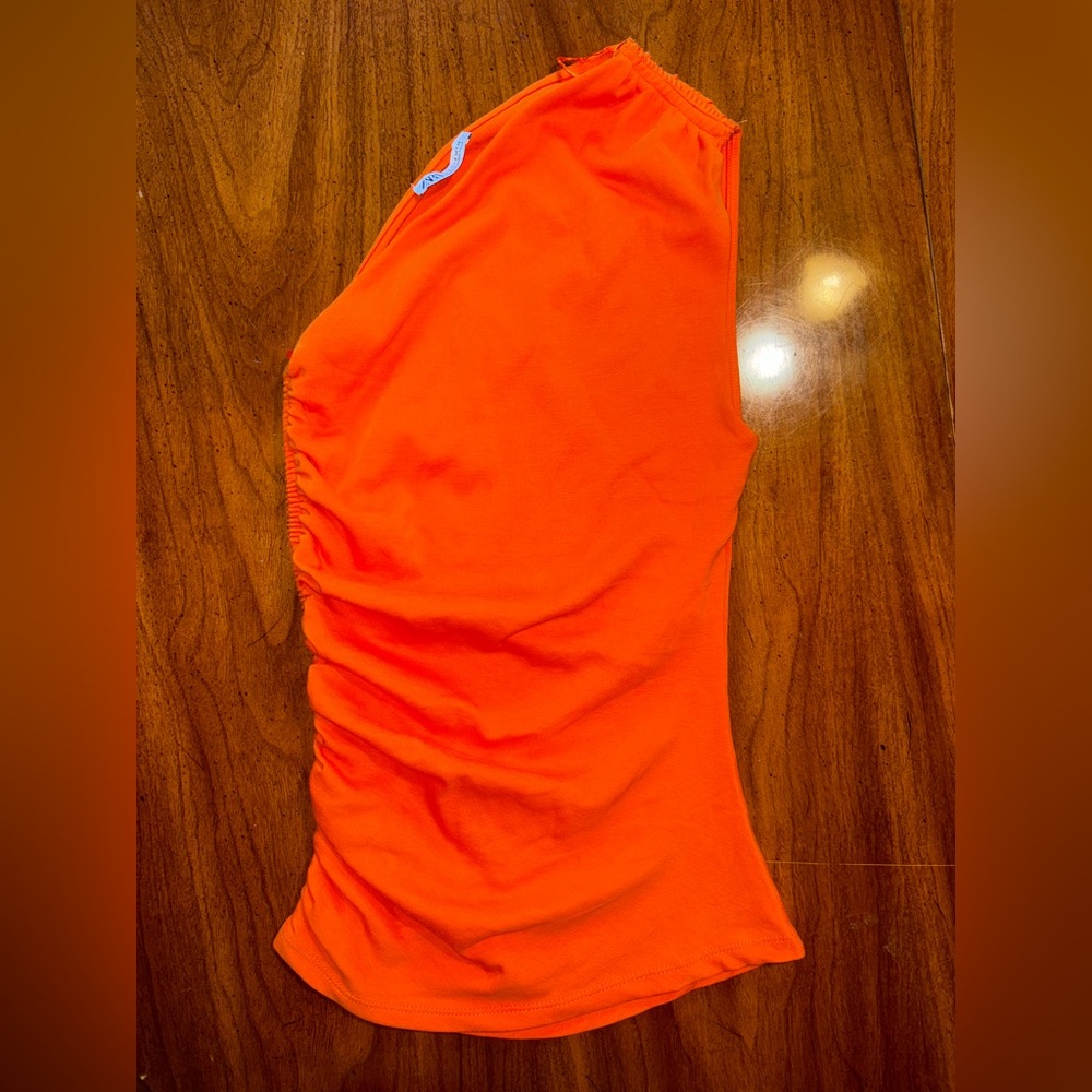 Women’s Zara Top Size Small